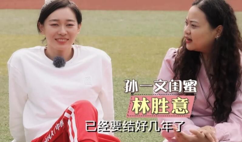 在练歌房里放纵